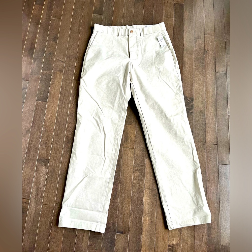 Gap men’s khakis 30/30 new with tags
